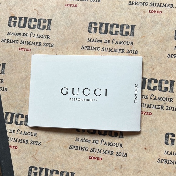 Gucci Crystal Embellishments D’Orsay Pumps - size 38 - worn once - Picture 5 of 5